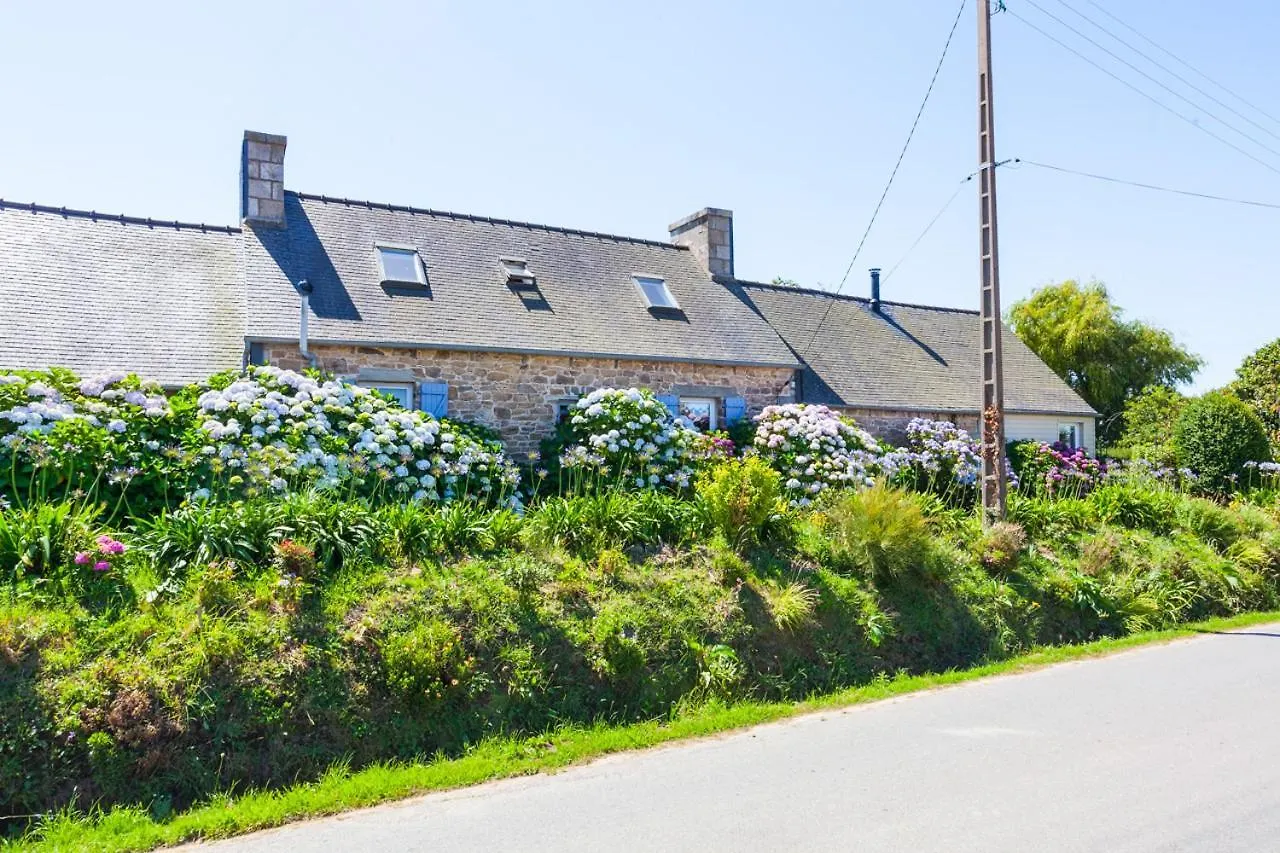 Kerouidret Bed and Breakfast Penvénan